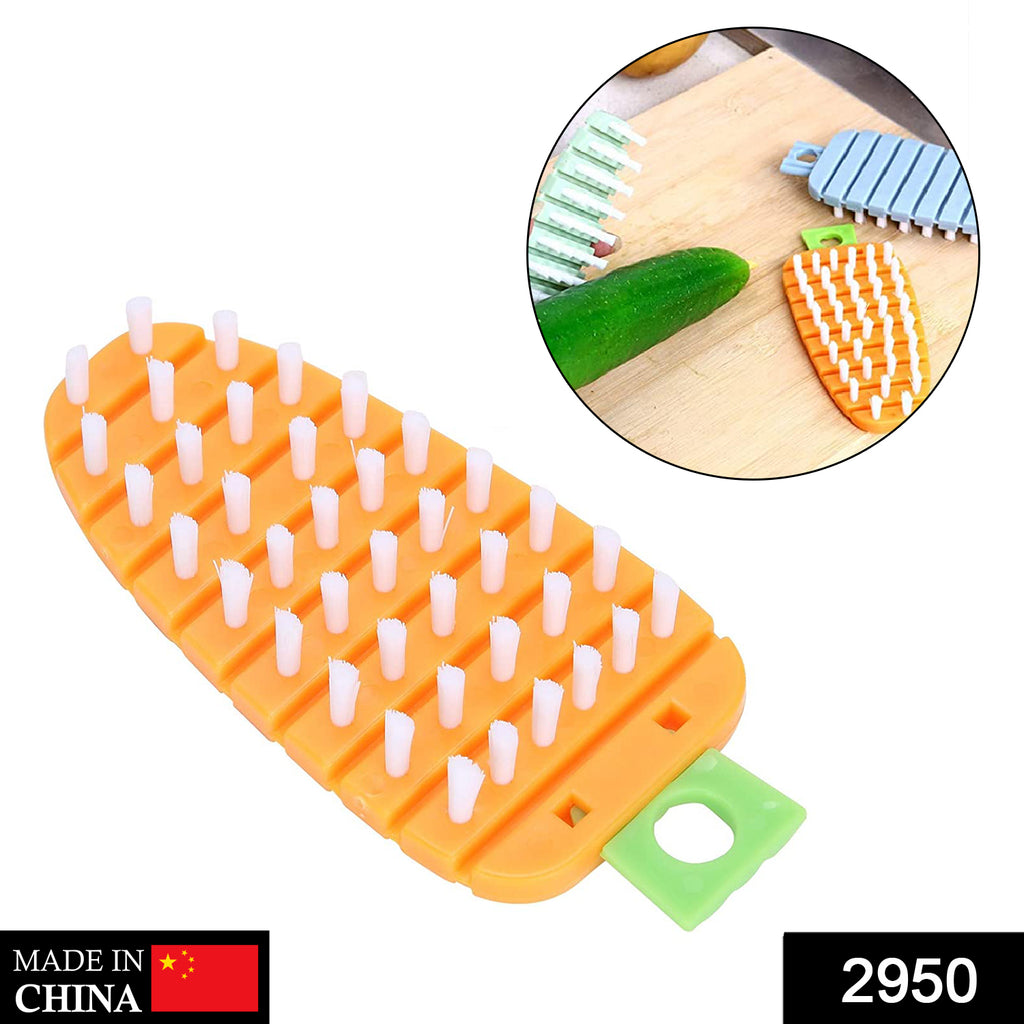 Vegetable Scrubbing Brush for Potato & Vegetables, Carrot Shape