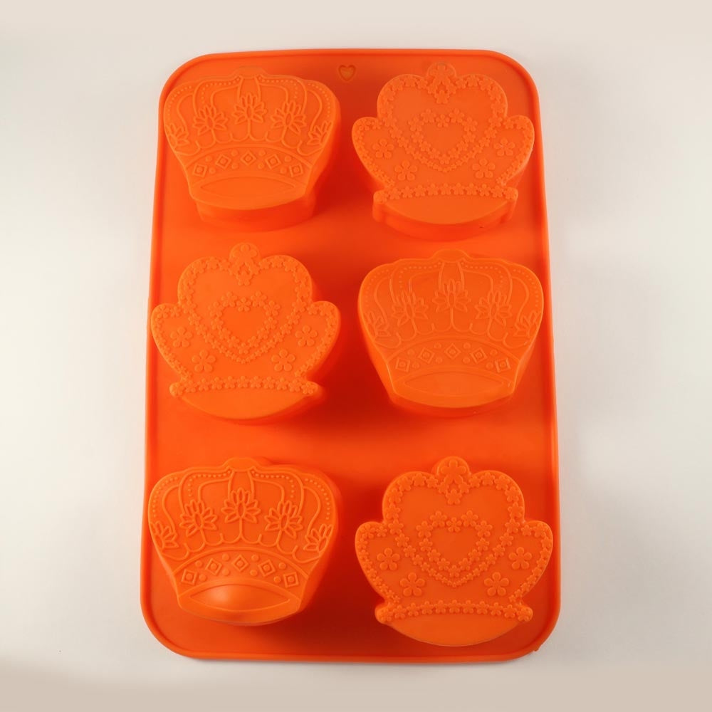 SILICONE MUFFIN MOULD – CROWN SHAPED - H00951