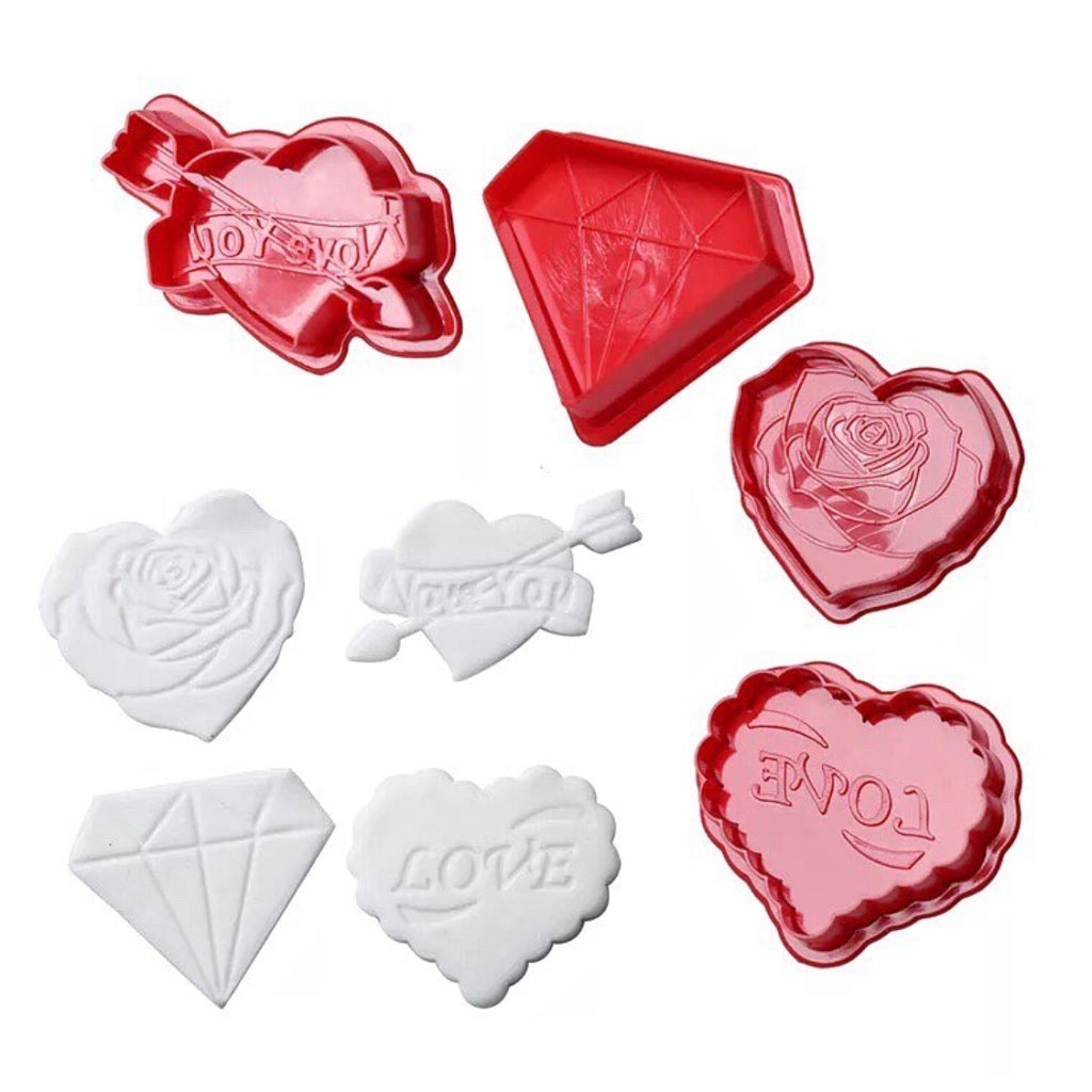 Buy 4 Pcs Valentine Day Plunger Cutter Online - ALLMYWISH.COM